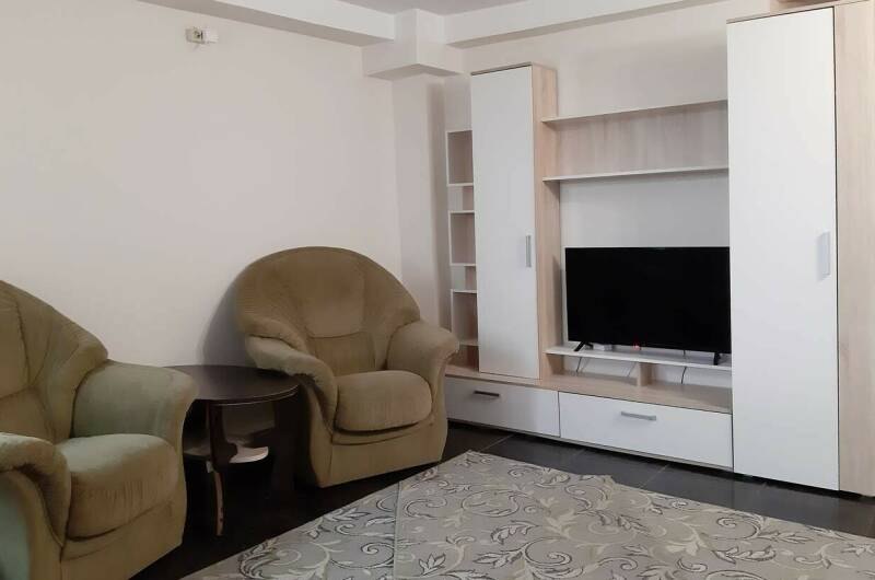 Трёхкомнатная квартира в центре у моря