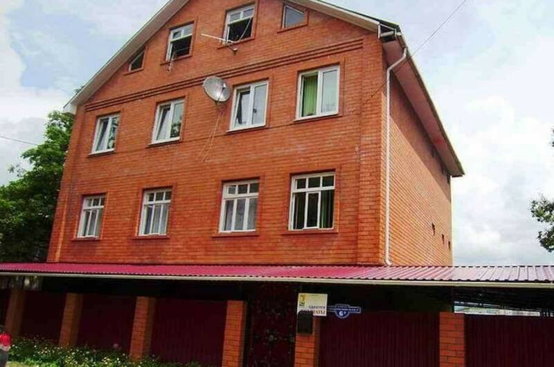 Частное домовладение «У Наиры»