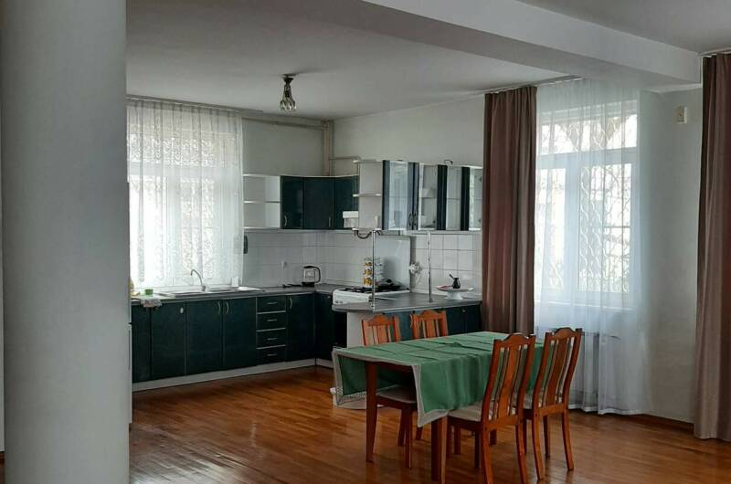 Коттедж в центре