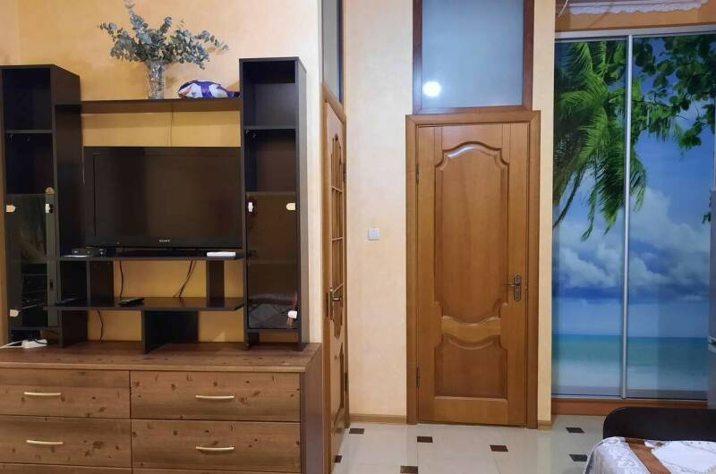 Студия в частном доме «Family on Tormakhova»