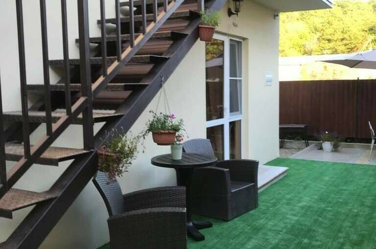 Часть дома под ключ с отдельным входом