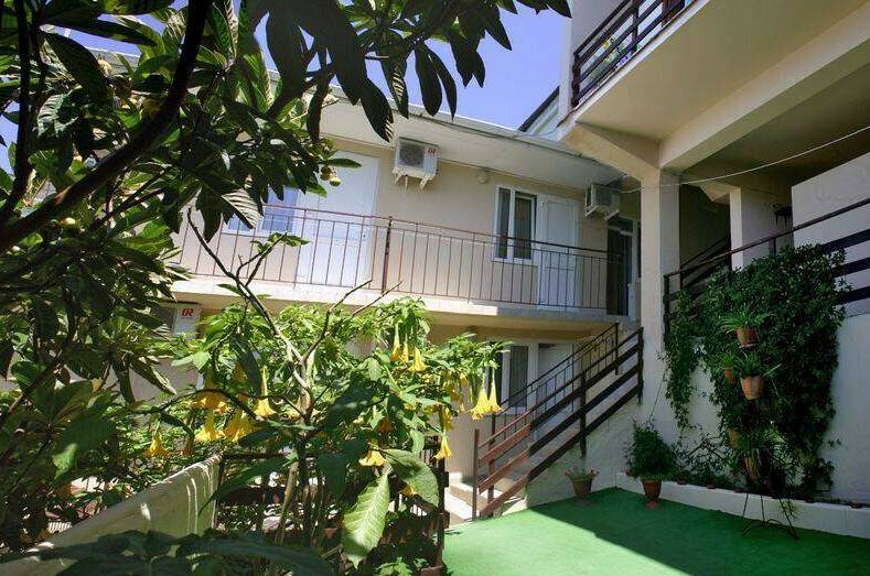 Гостевой дом «Лазурный»