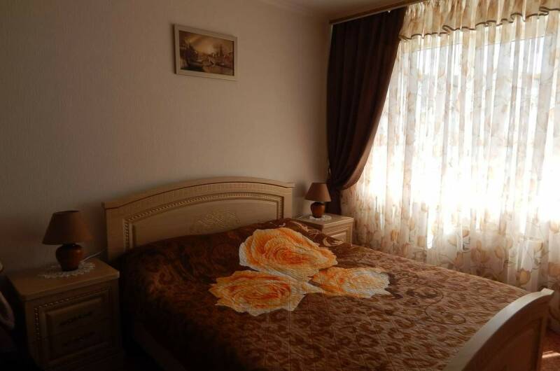 Двухкомнатная квартира у реки Псезуапсе