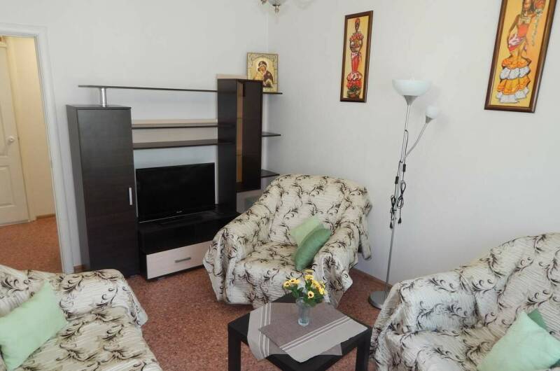 Двухкомнатная квартира у реки Псезуапсе