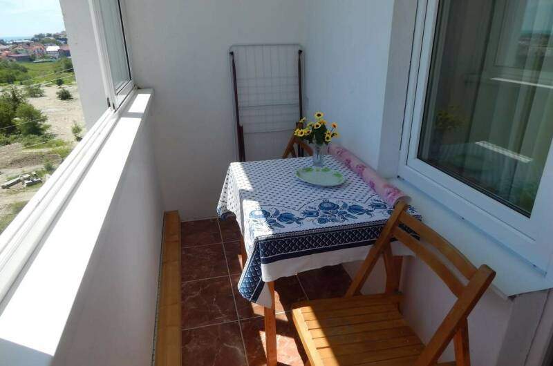 Двухкомнатная квартира у реки Псезуапсе