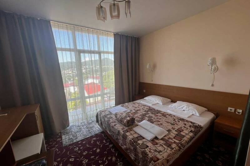 Гостиница «Lira Loo»