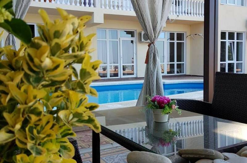 Отель «Вилла Плаза»