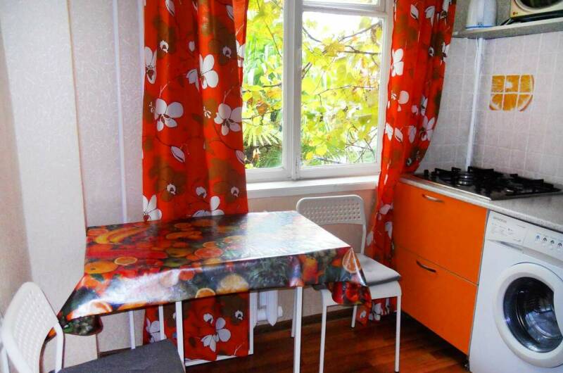 Двухкомнатная квартира в центре на 5 человек