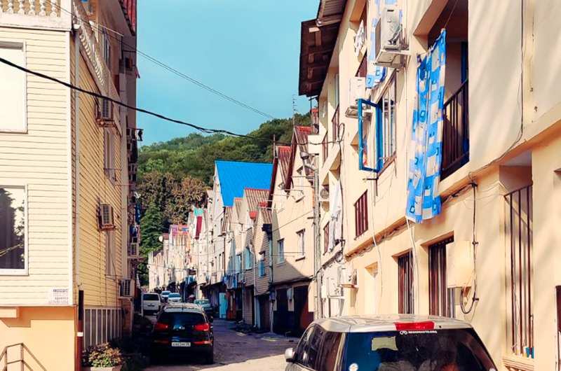 Коттедж «Синяя дверь»