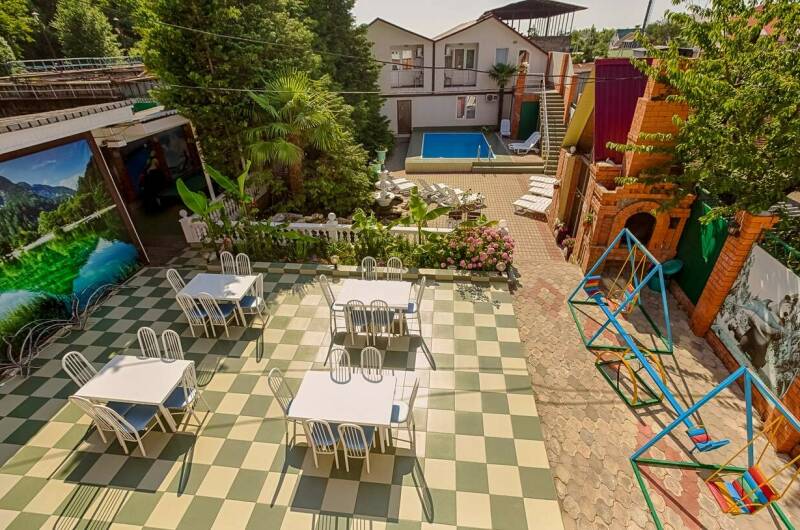 Отель «Лазурный»