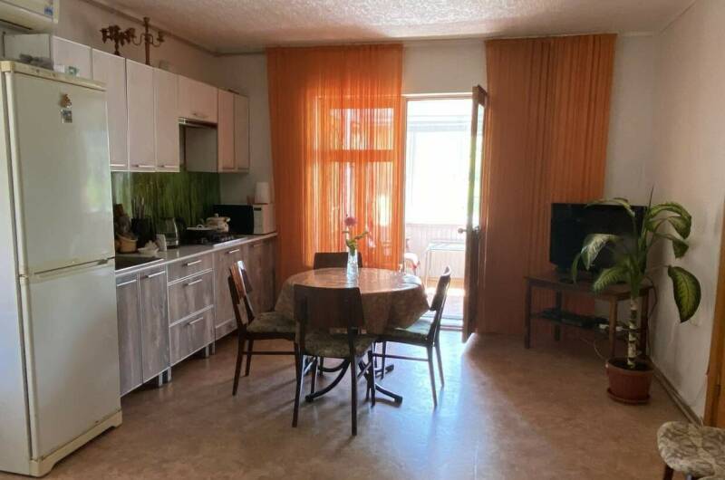 Дом под ключ на переулке Правды