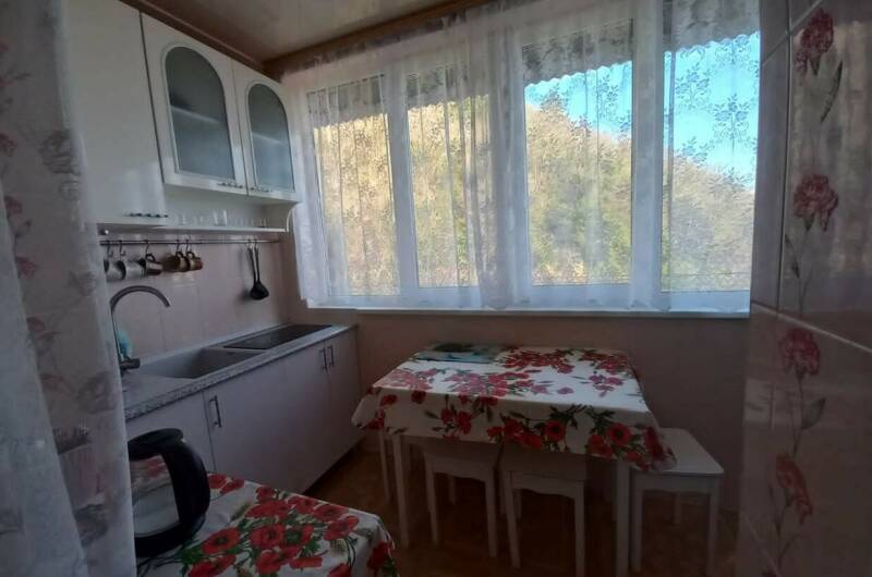 Двухкомнатная квартира на Победы 124