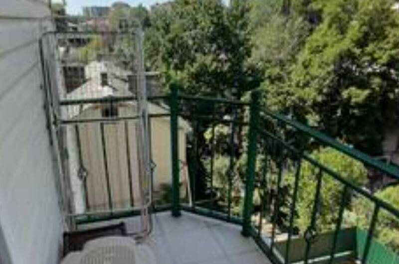 Уютная студия с балконом