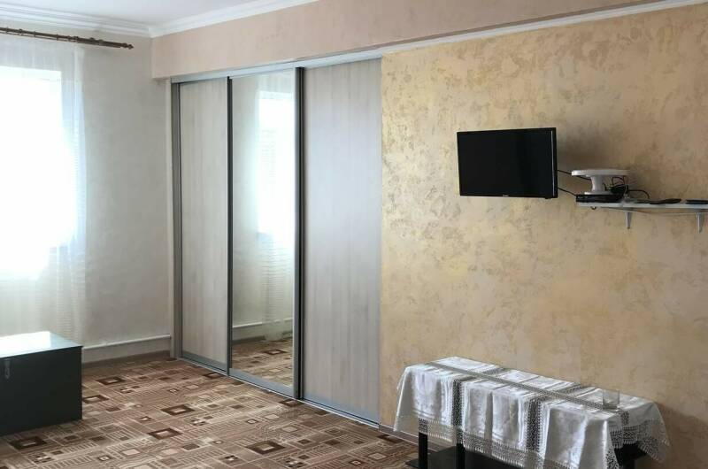 Этаж по ключ с отдельным входом