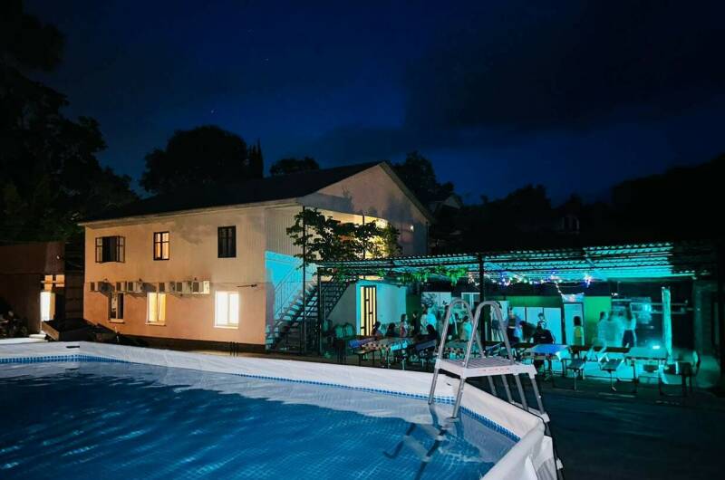 Двухкомнатный домик под ключ с удобствами и кухней