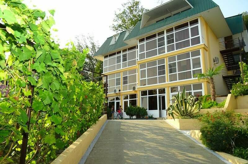 Гостевой дом «Grandevu»