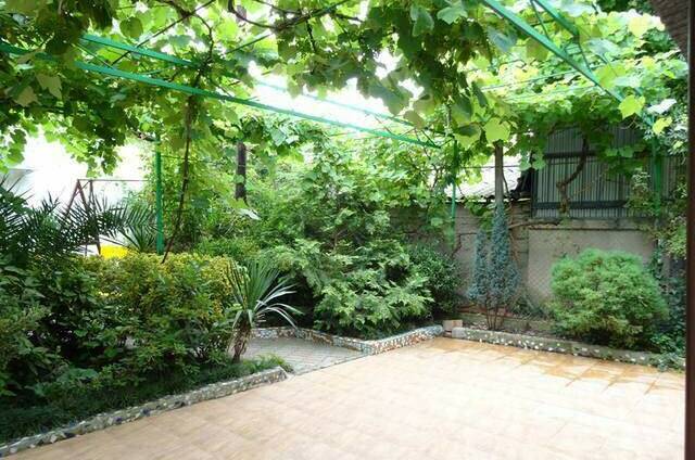 Частный дом «Любимый дворик»