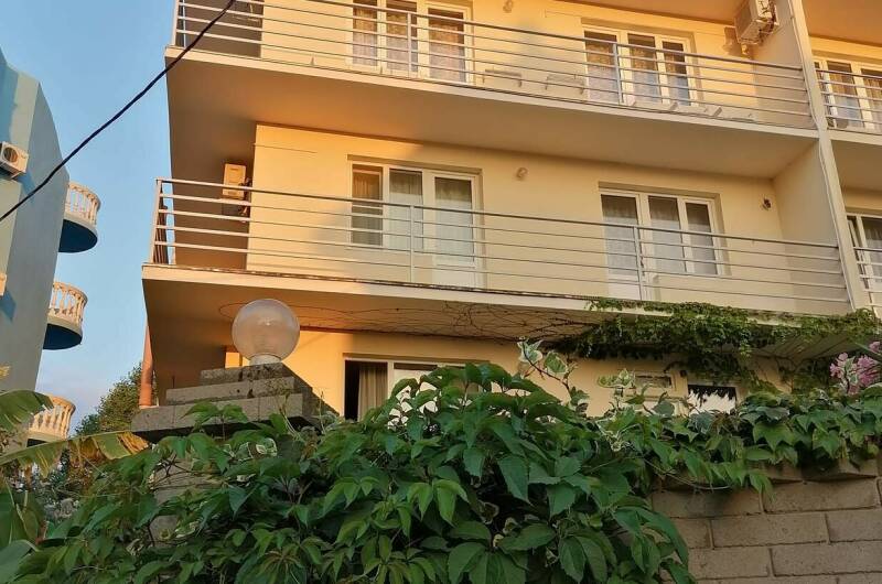 Частный дом «На Набережной»