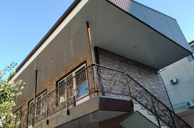 Домик для гостей на Богдана Хмельницкого