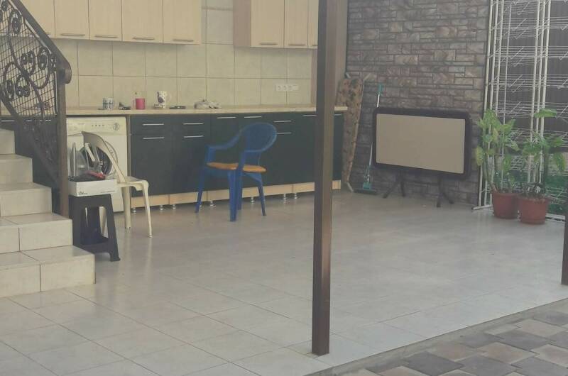 Домик для гостей на Богдана Хмельницкого