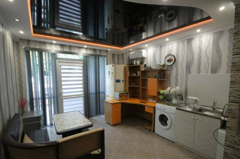 Коттедж на Свирской