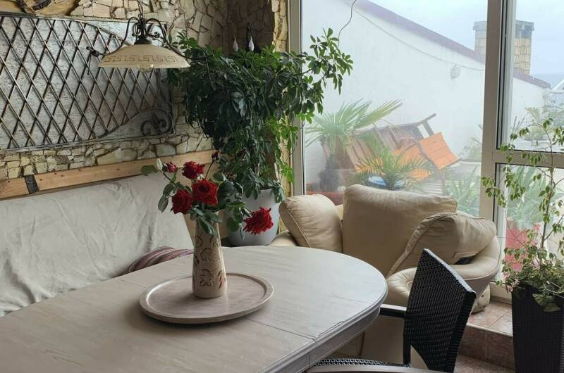 Эллинг у моря