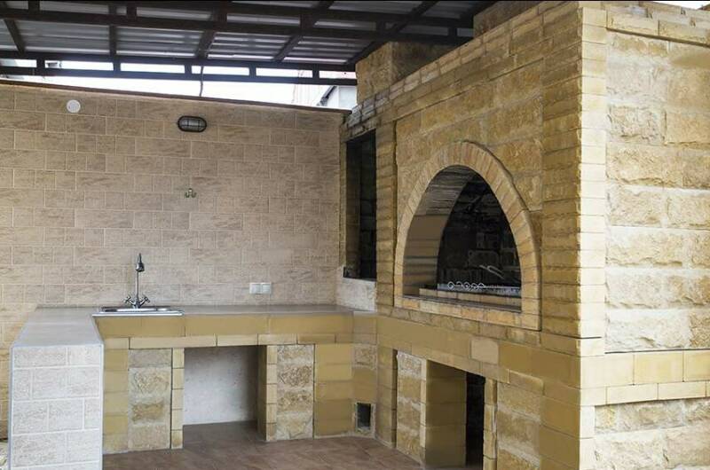 Отель «Лазурное окно»