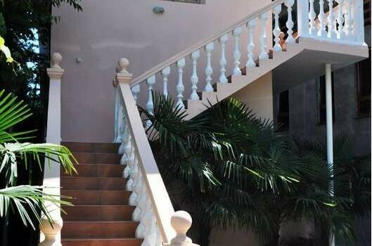 Гостевой дом «Роза Лоо»