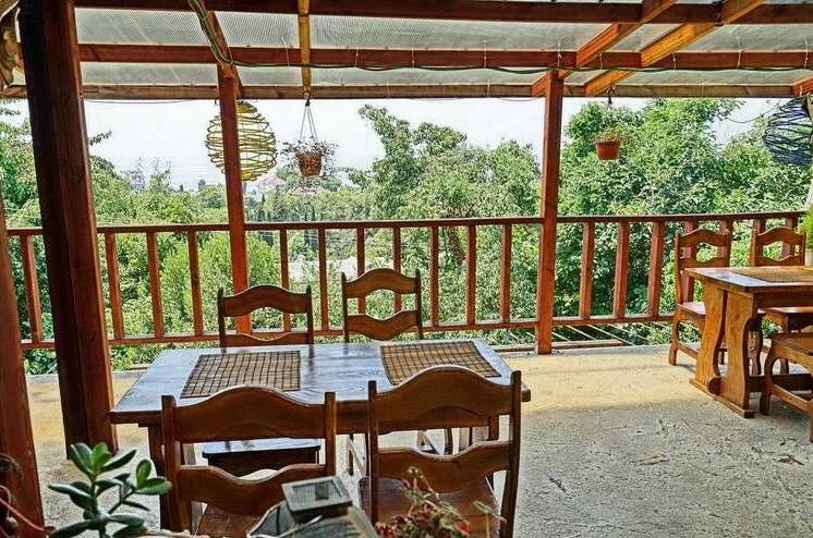 Частное домовладение «Южаночка»