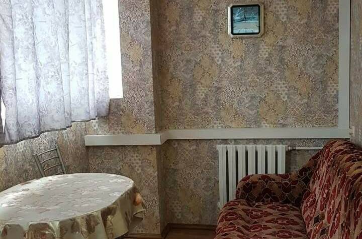 Двухкомнатная квартира на Победы 111