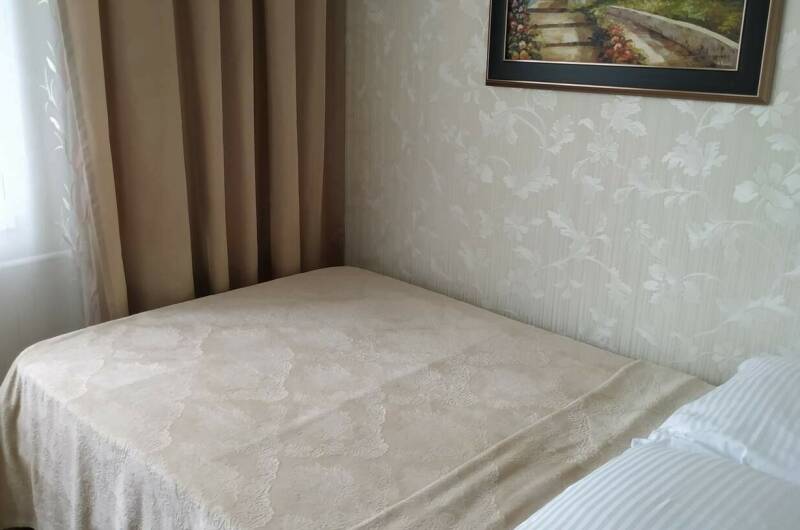 Двухкомнатная квартира на Победы 77