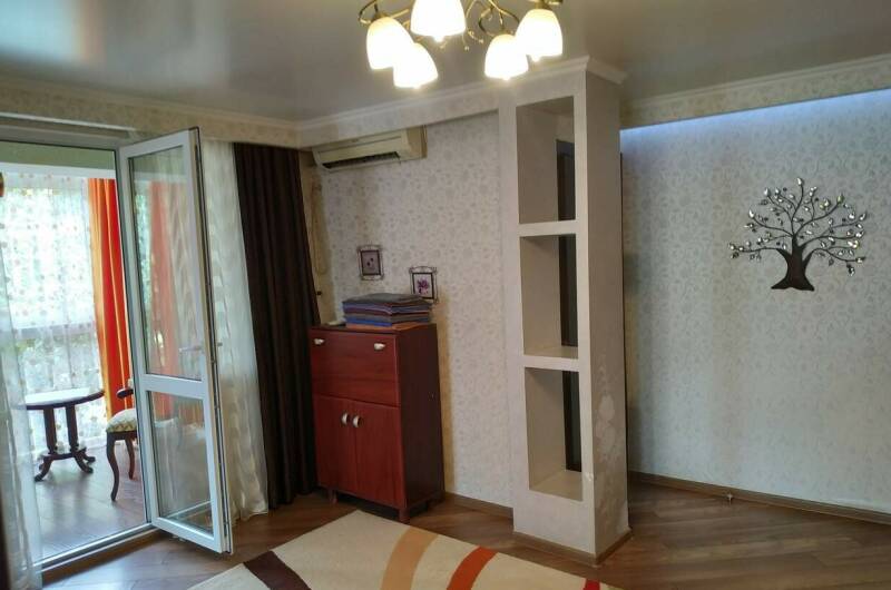 Двухкомнатная квартира на Победы 77