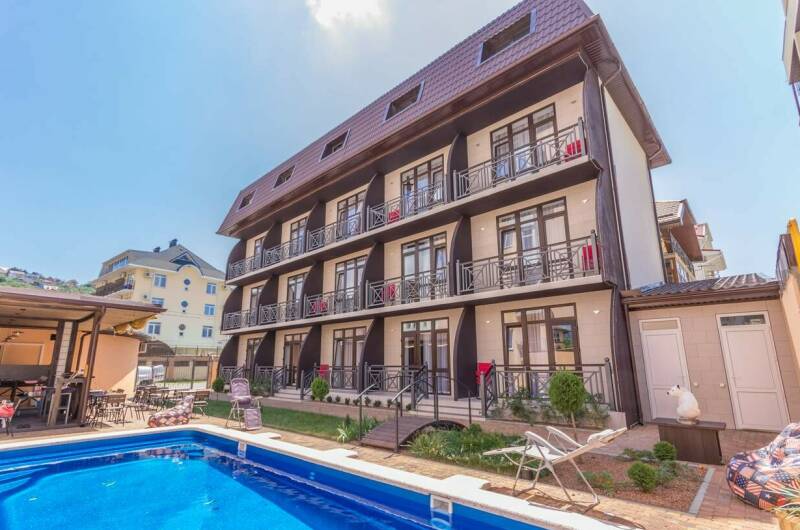 Отель «Berley»