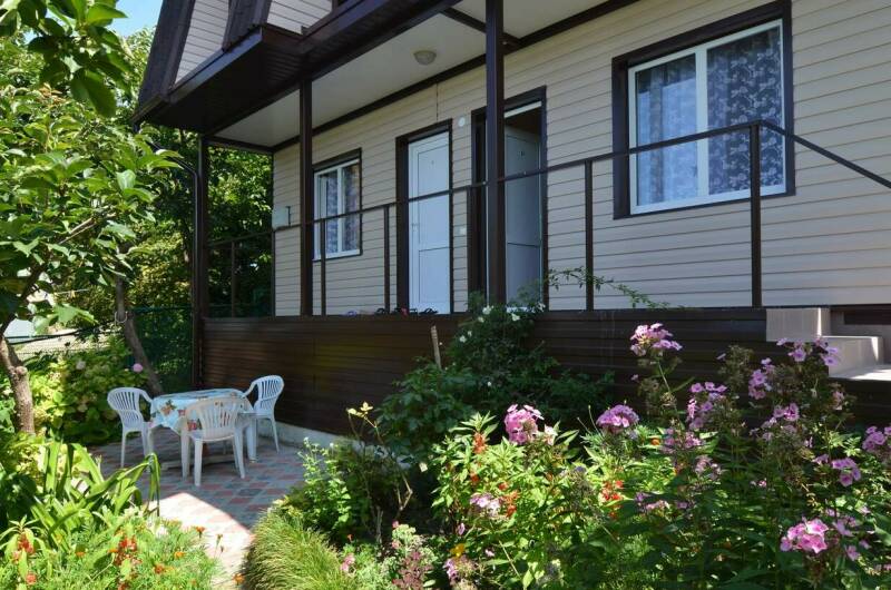 Частный сектор «Троянда»