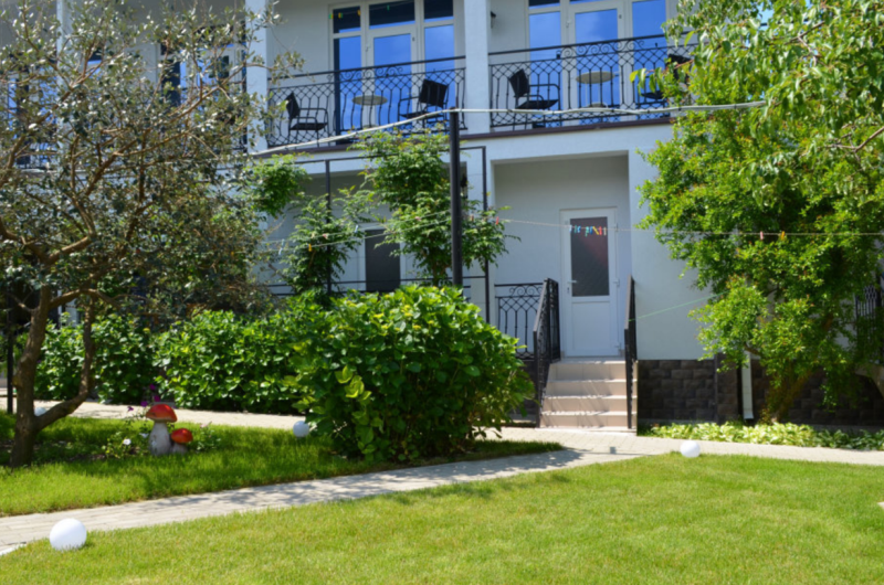 Частный дом «7 Пальм»