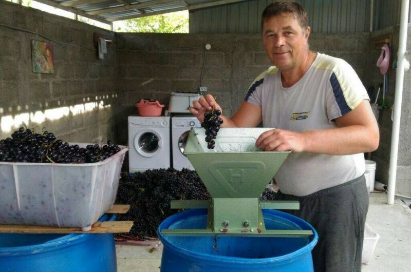 Гостевой дом «Квартирки у моря» (кухня в номере)