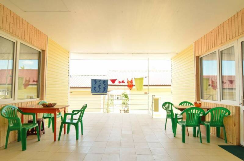 Гостевой дом «Квартирки у моря» (кухня в номере)