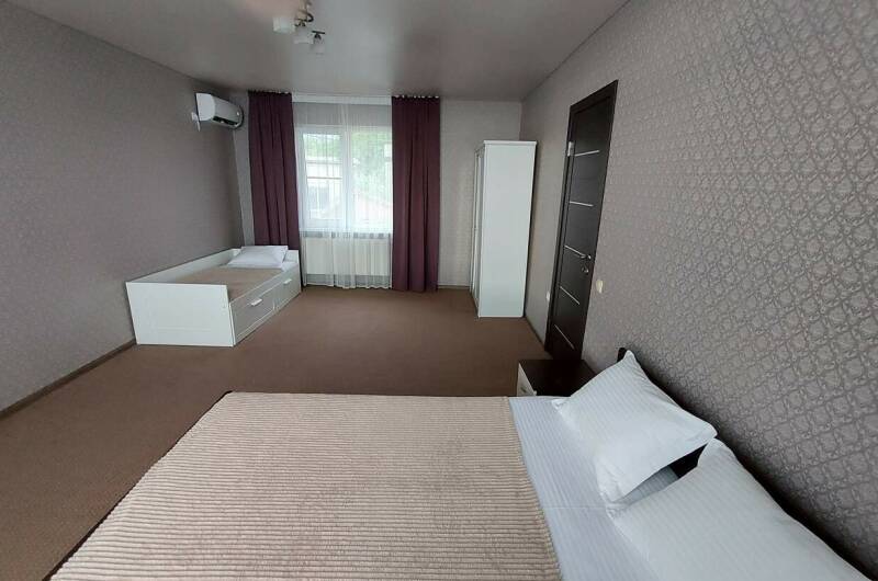 Апартаменты двухкомнатные на берегу моря