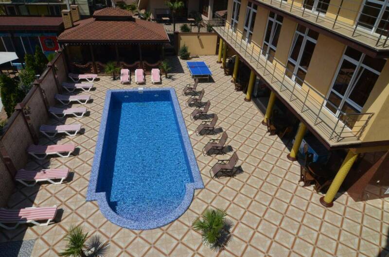 Отель «Масис»