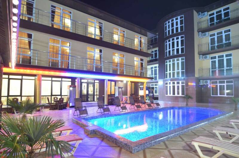 Отель «Масис»