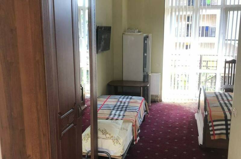 Мини-гостиница «Семь пятниц» (Seven Fridays)