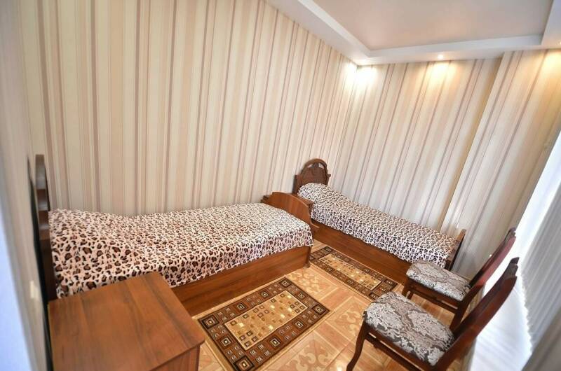 Мини-гостиница «Семь пятниц» (Seven Fridays)