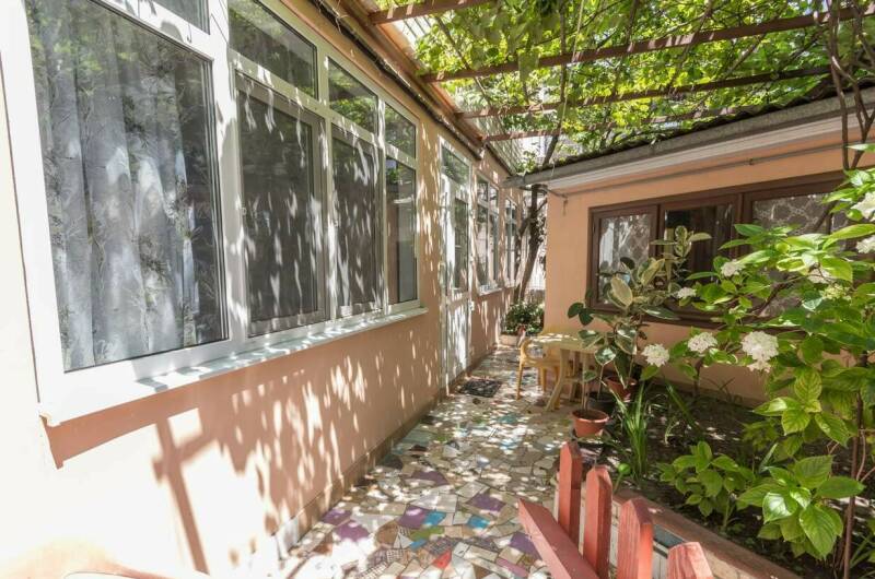 Гостевой дом на Калараш 87