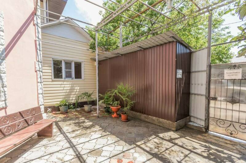 Гостевой дом на Калараш 87