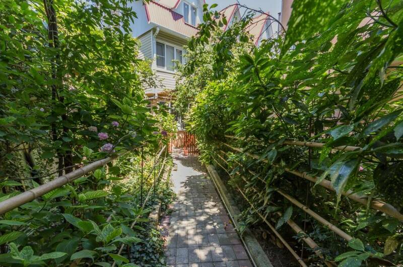 Гостевой дом на Калараш 87