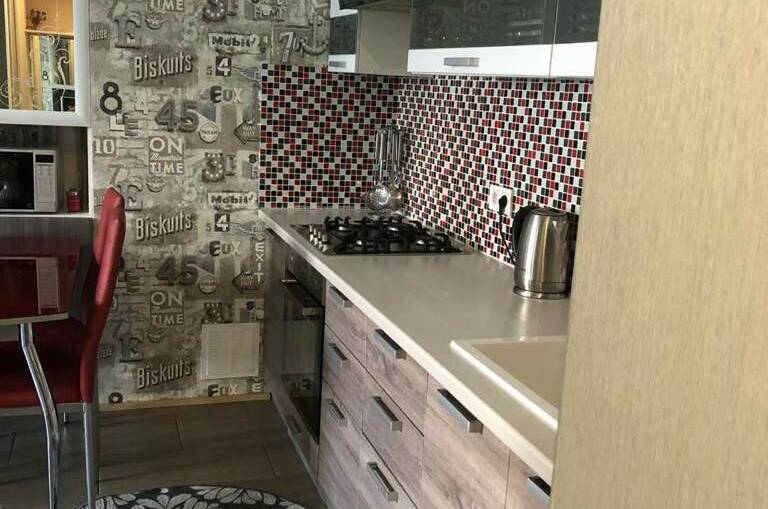 Апартаменты на Единства 1А