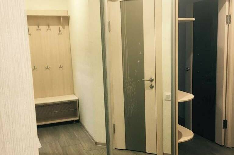 Апартаменты на Единства 1А