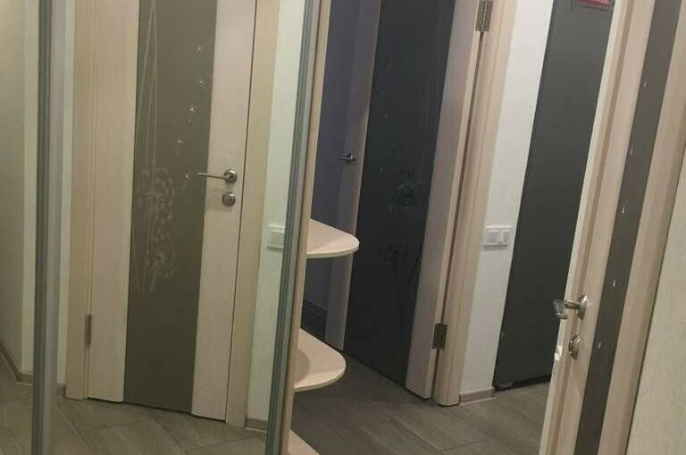 Апартаменты на Единства 1А