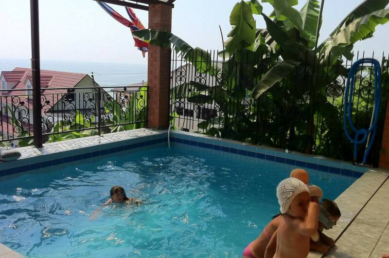 Гостевой комплекс «Высокий замок»