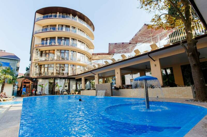 Отель «Кардинал»